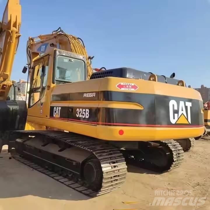 CAT CAT323B Midikaivukoneet 7t - 12t