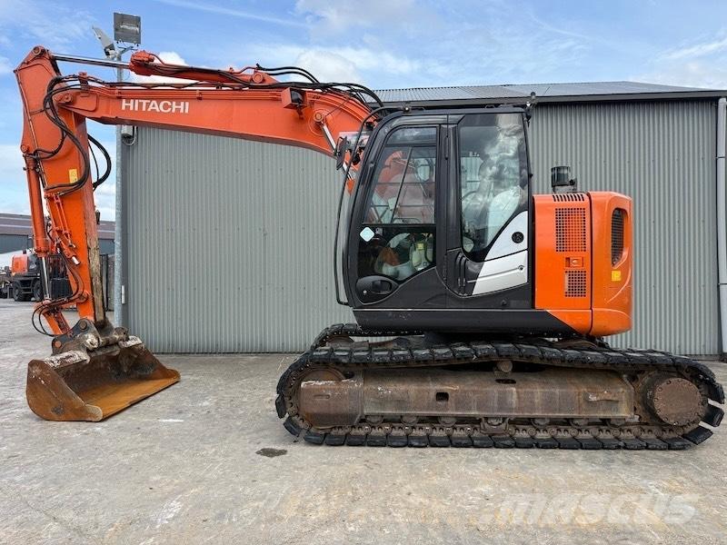 Hitachi ZX 135 US-5B Telakaivukoneet