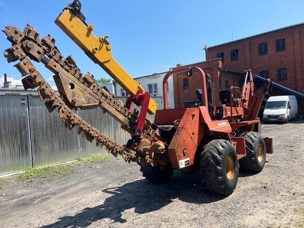 Ditch Witch 7510 Ketjukaivurit