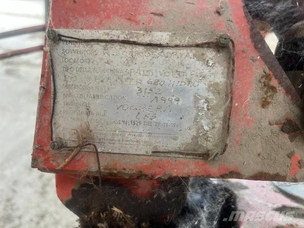 Lely TH 680 Pöyhimet ja haravat