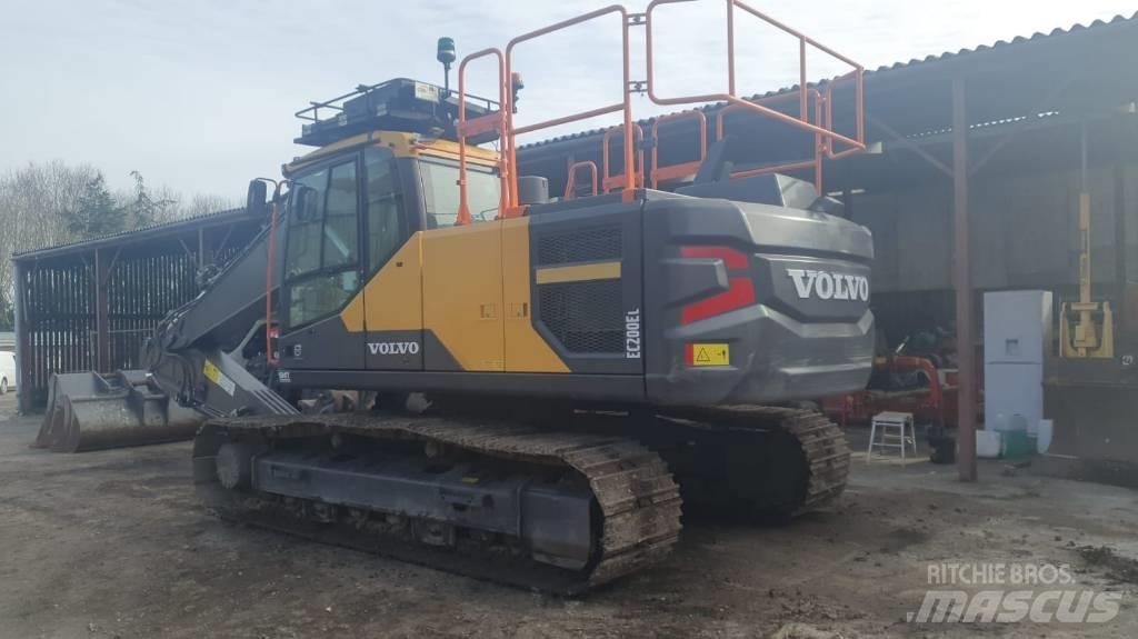 Volvo EC 200EL Telakaivukoneet