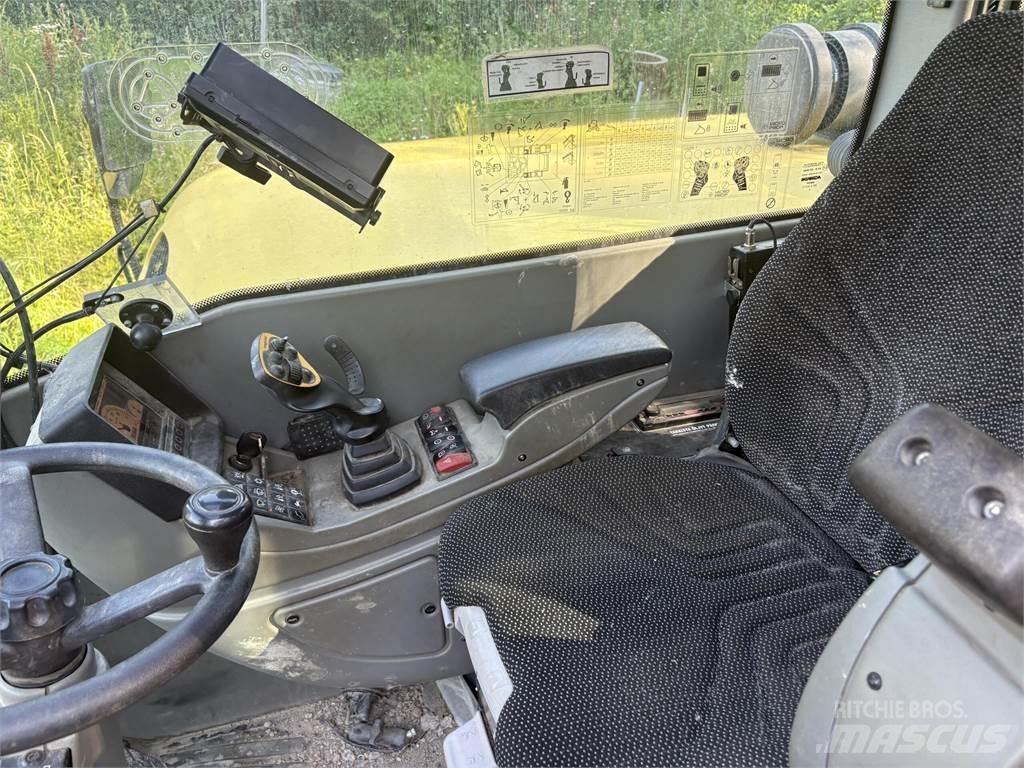Yanmar B110W Pyöräkaivukoneet