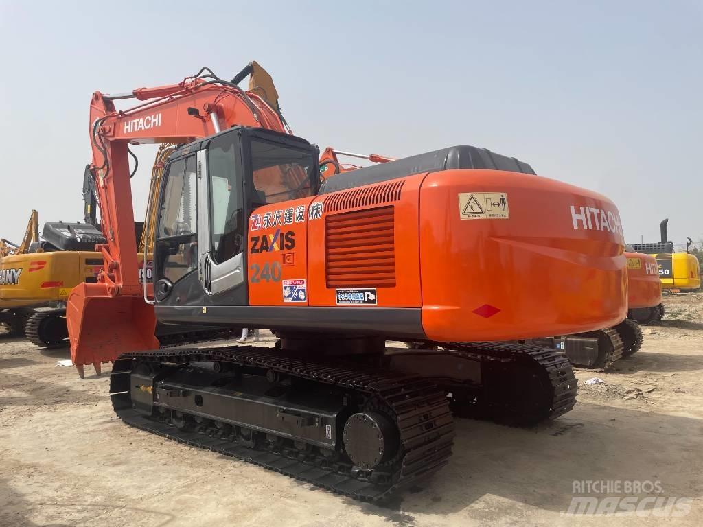 Hitachi ZX 240 Telakaivukoneet