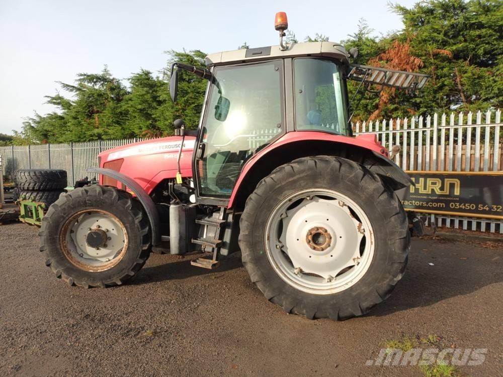Massey Ferguson 5480 Traktorit