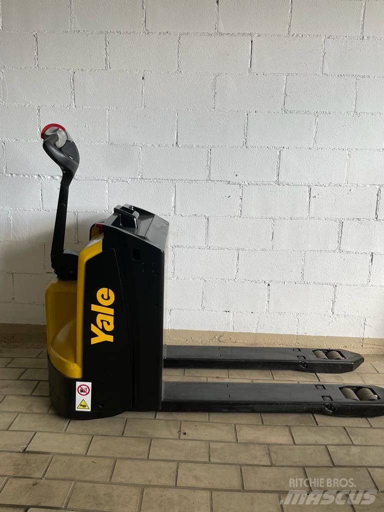Yale MP 18 AC Lavansiirtotrukit