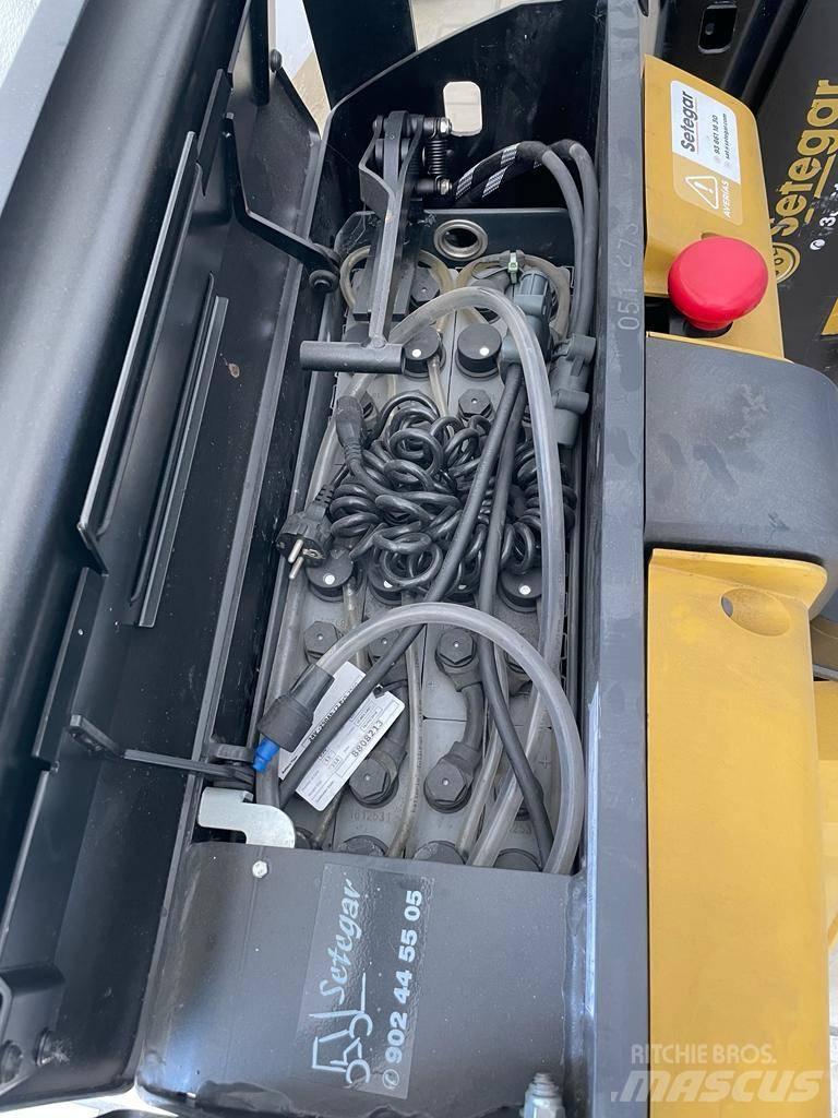 Yale MP 18 AC Lavansiirtotrukit