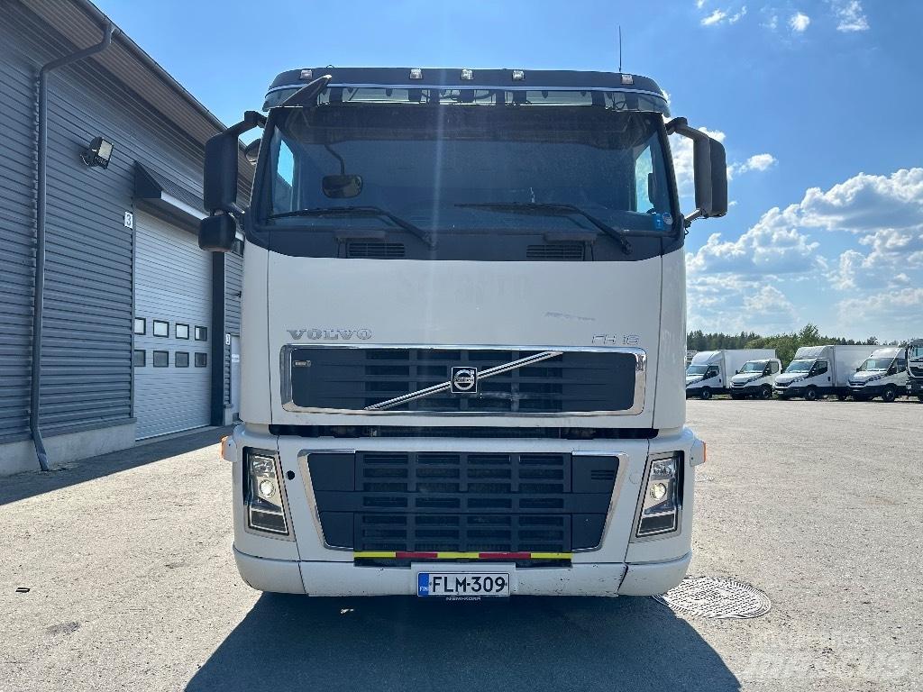 Volvo FH16 540 8x4*4 Vaihtolava-autot
