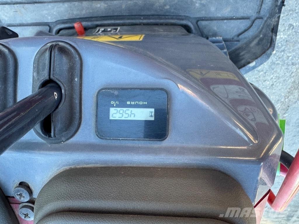 Yanmar SV08 (1E935) Minikaivukoneet < 7t