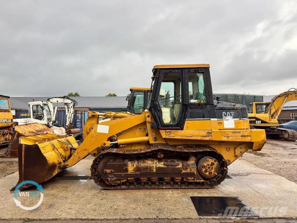 CAT 953C Telakuormaajat