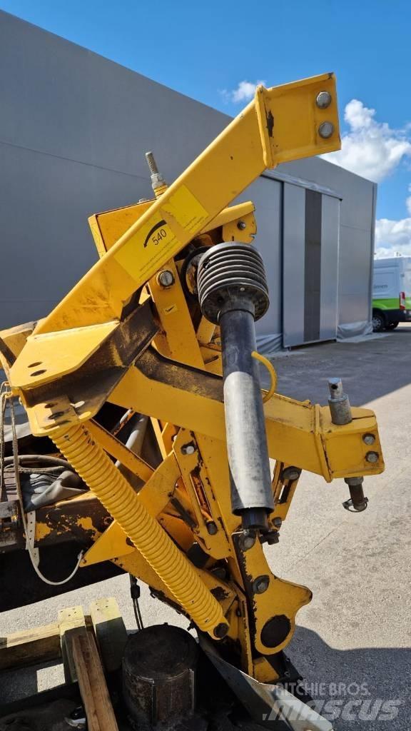 Elho NK 2800 Niittokoneet