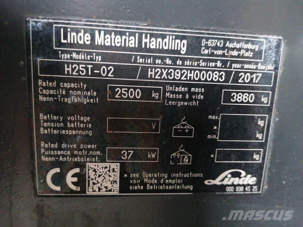Linde H25T-01 Nestekaasutrukit