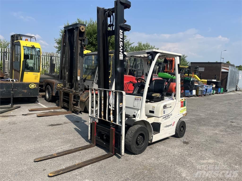 Hyster H2.5FT Nestekaasutrukit