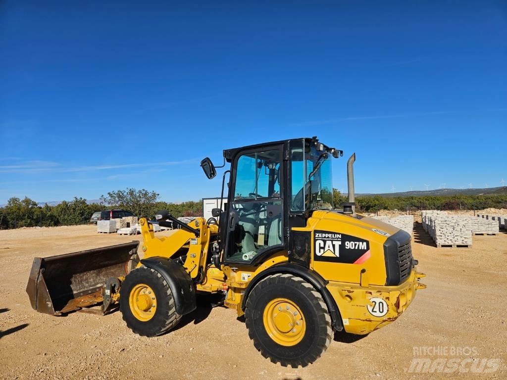 CAT 907 M Pyöräkuormaajat