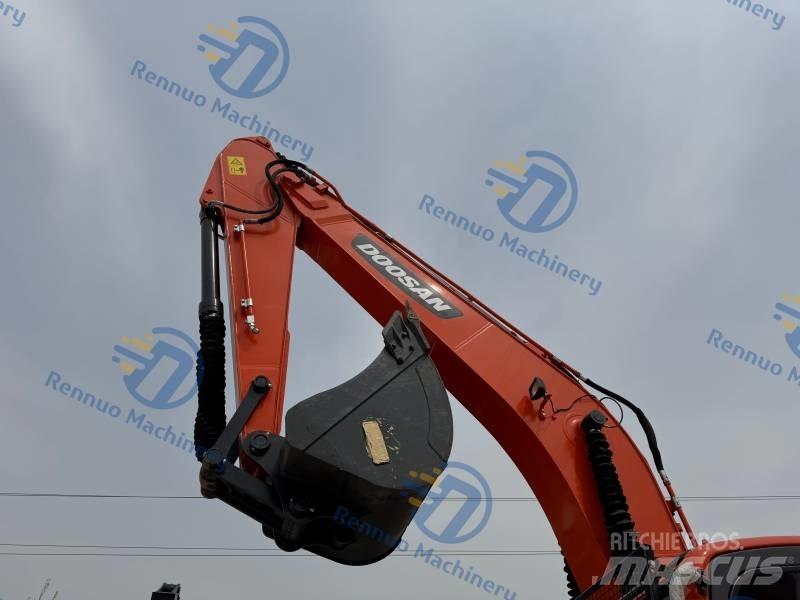 Doosan DX 225 LC-9C Telakaivukoneet