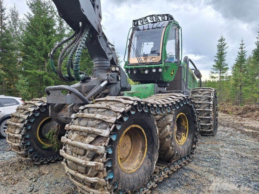 John Deere 1470 Harvesterit