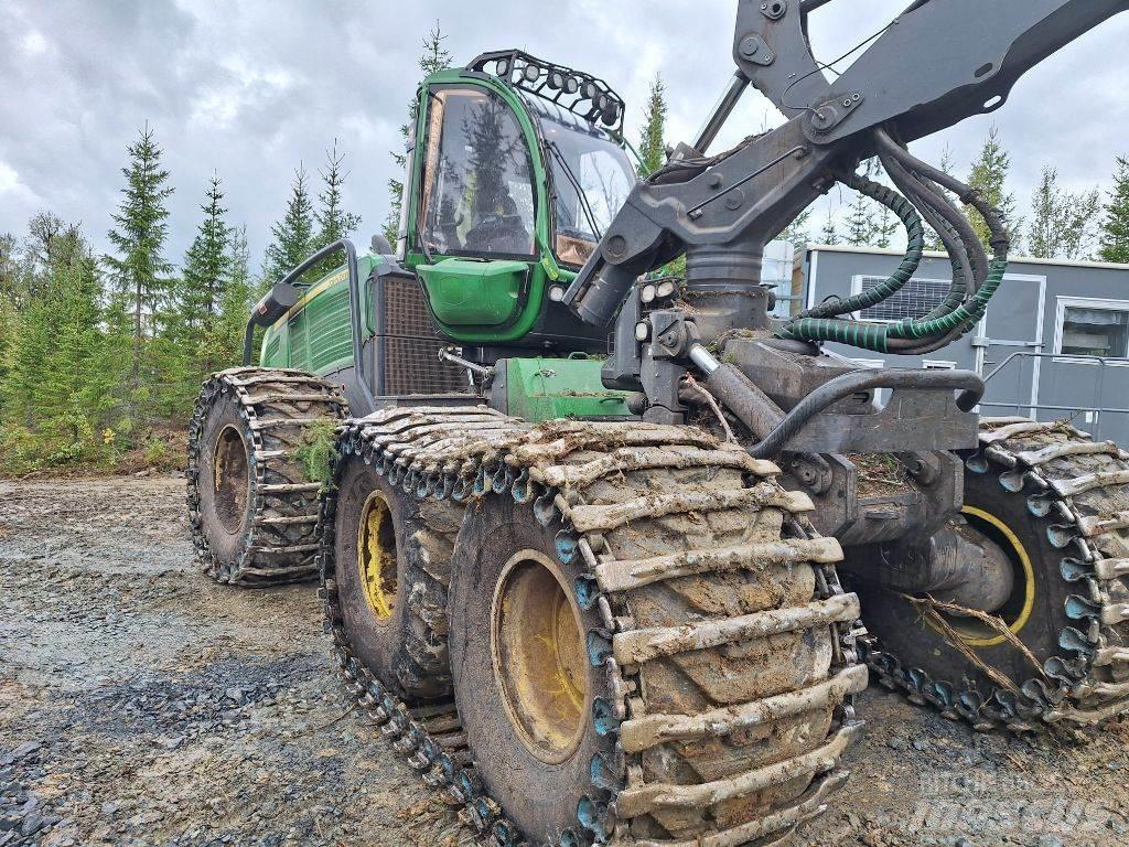 John Deere 1470 Harvesterit