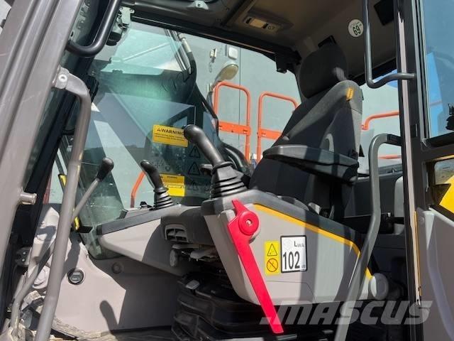 Volvo EC 200 E Telakaivukoneet