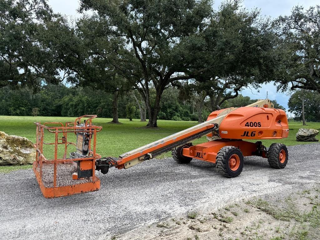 JLG 400 S Teleskooppipuominostimet