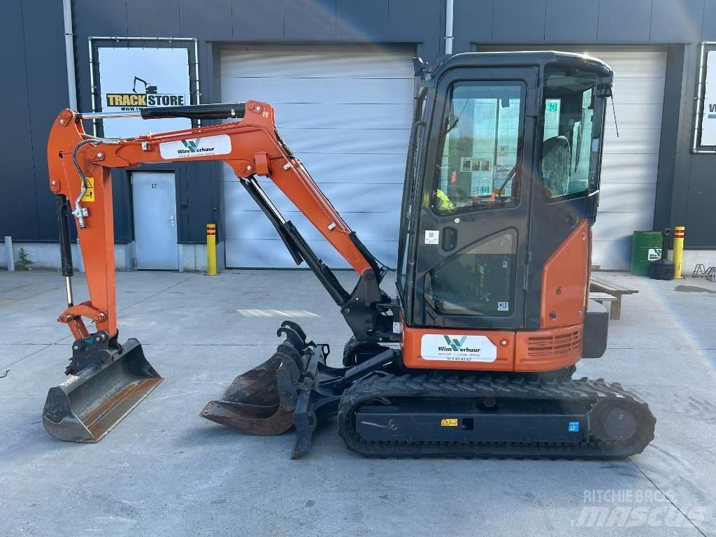 Hitachi ZX 26 U-6 Minikaivukoneet < 7t