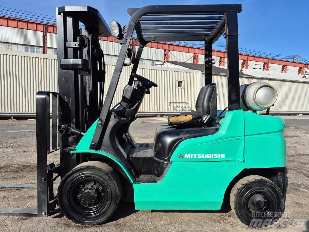 Mitsubishi FG25N Muut haarukkatrukit