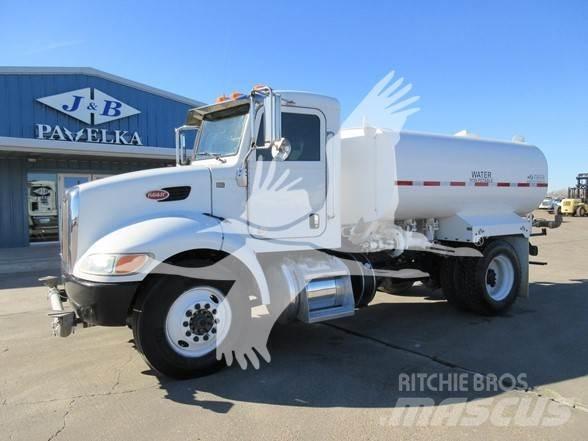 Peterbilt 337 Säiliöautot