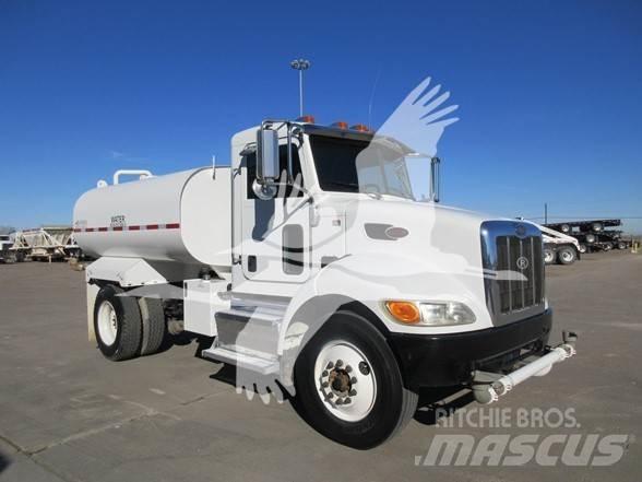 Peterbilt 337 Säiliöautot