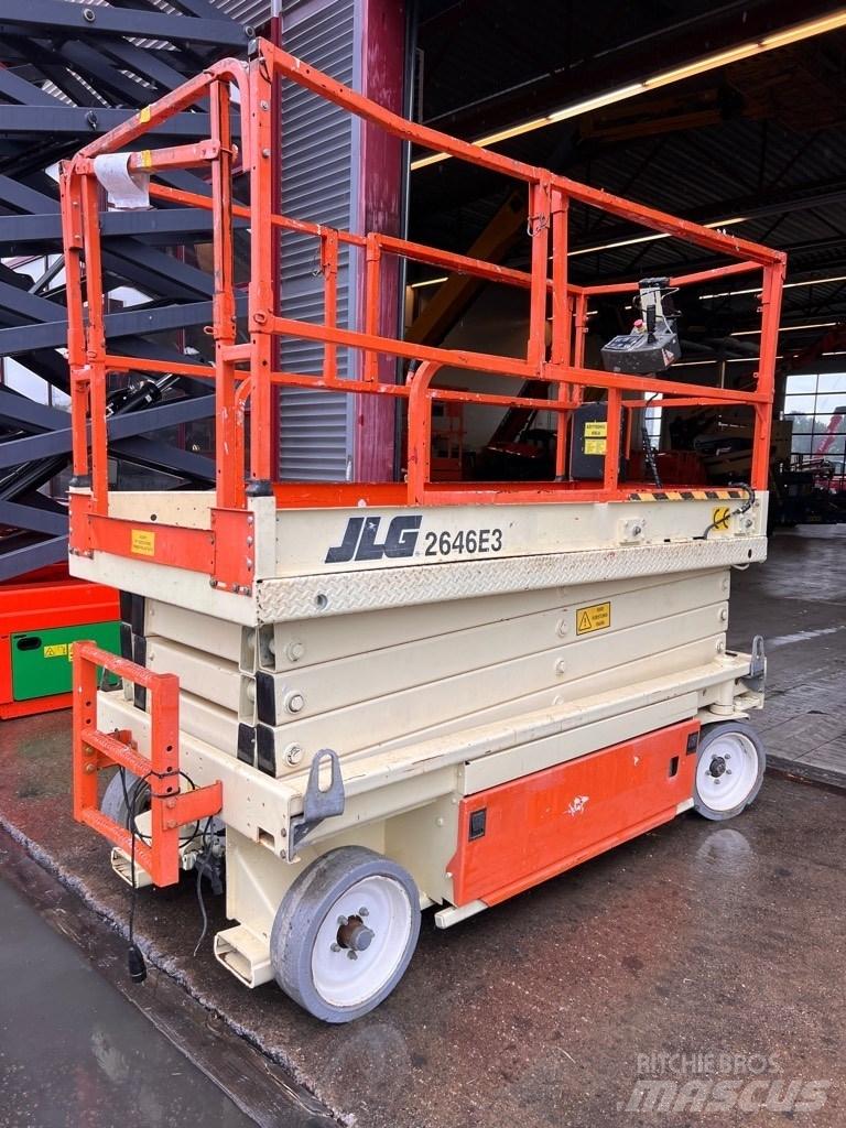JLG 2646 E 3 Saksilavat