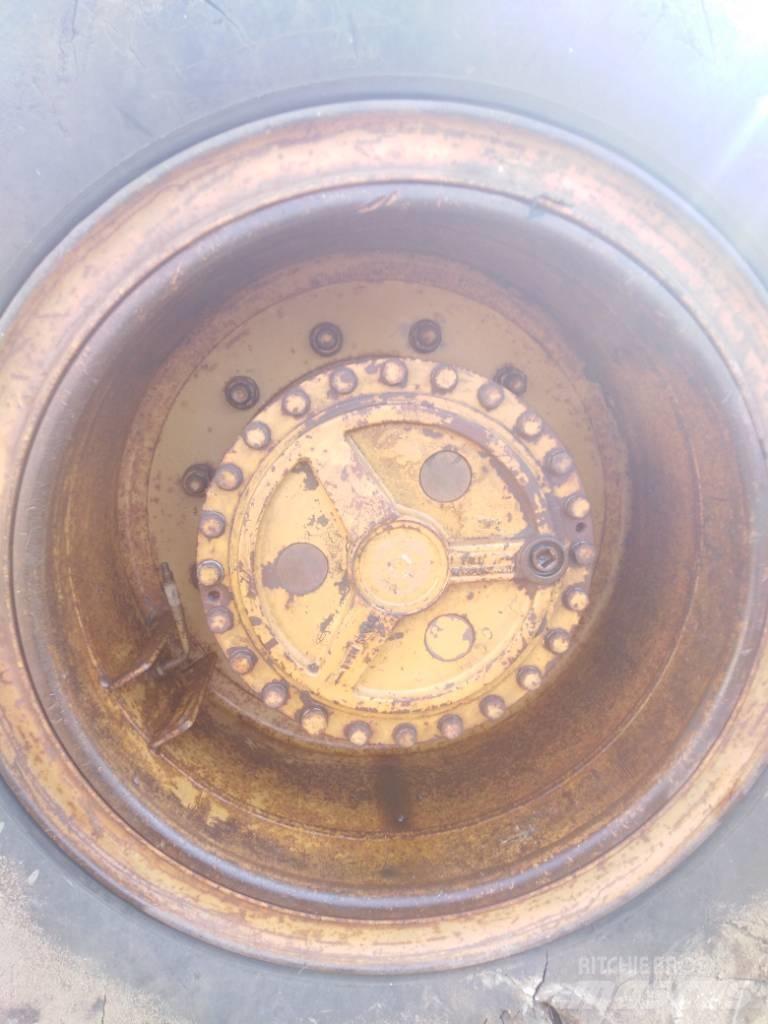  335 Furukawa parts Moottorit