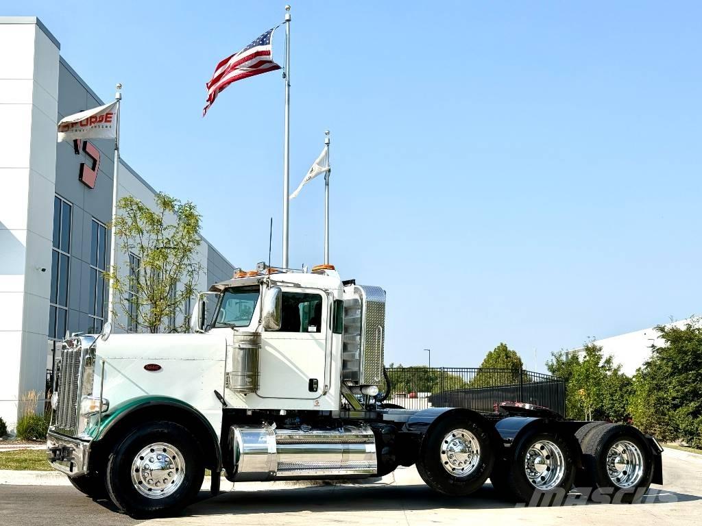 Peterbilt 388 Vetopöytäautot