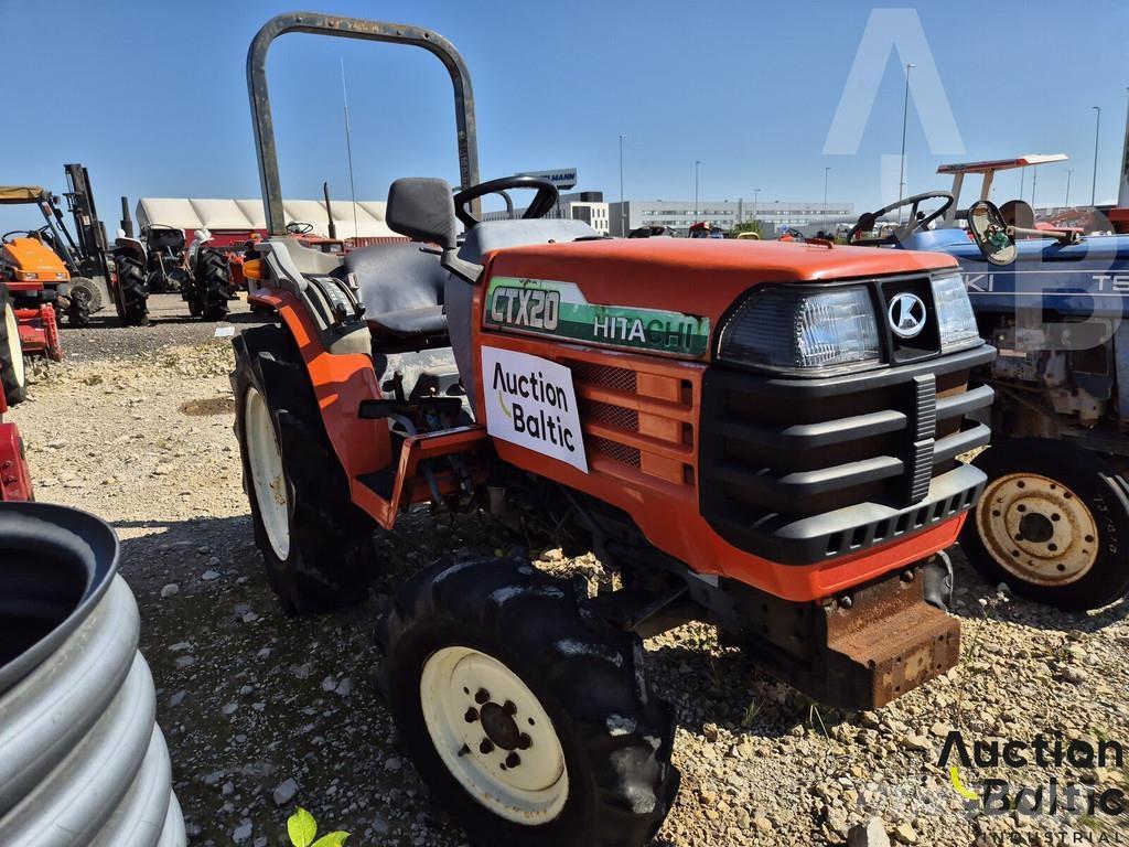 Hitachi CTX20 Traktorit