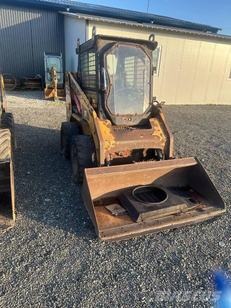 CAT 216 B Hydrauliikka
