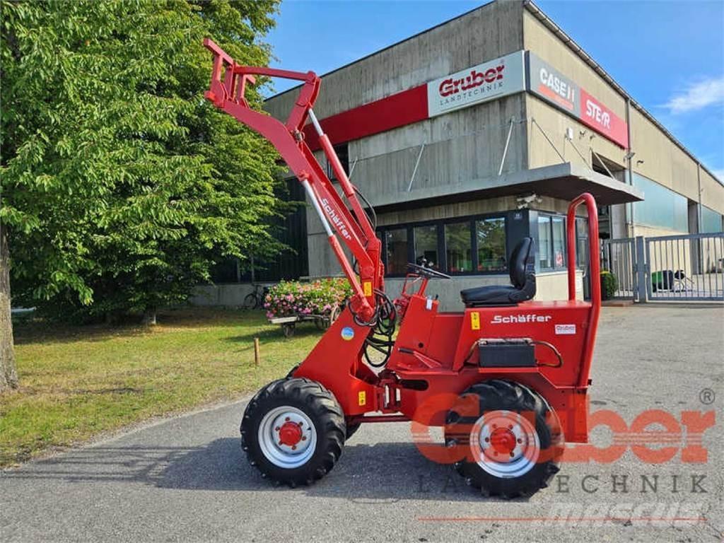 Schäffer D 25 A Pienkuormaajat
