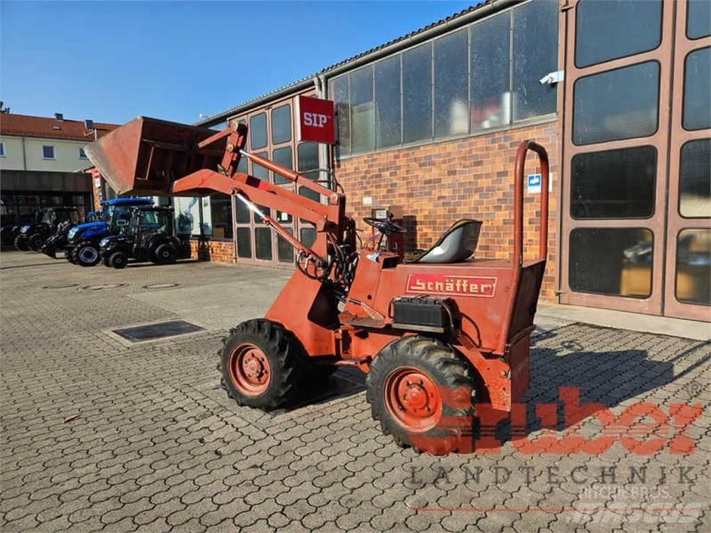 Schäffer D 25 A Pienkuormaajat