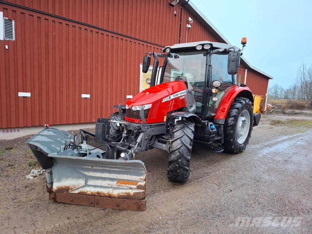 Massey Ferguson 5713 Traktorit