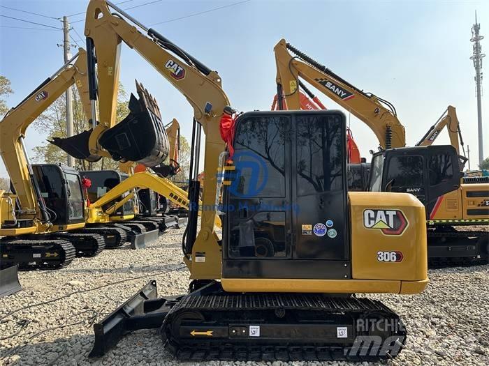 CAT 306E Minikaivukoneet < 7t