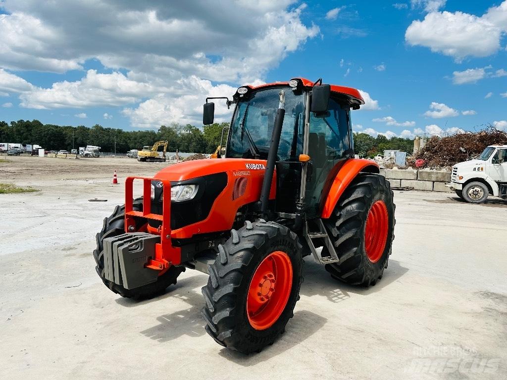 Kubota M8560 Traktorit