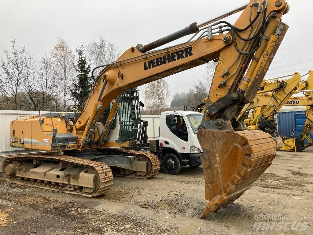 Liebherr R 934 C Telakaivukoneet