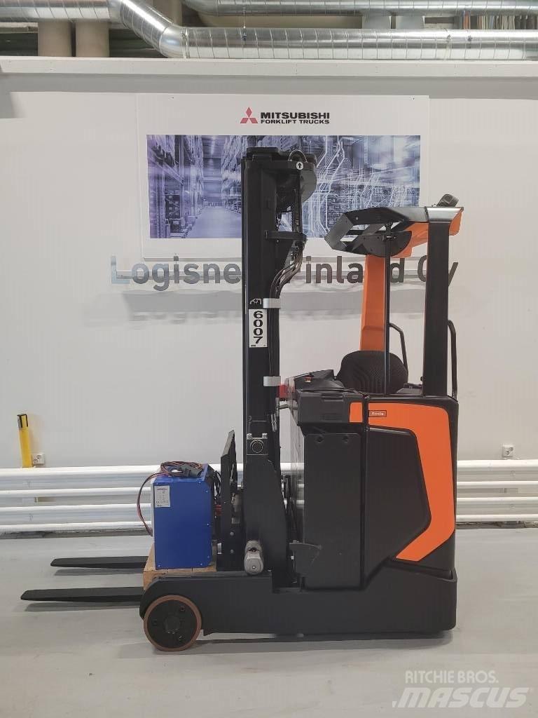 Rocla HSF16 Työntömastotrukit