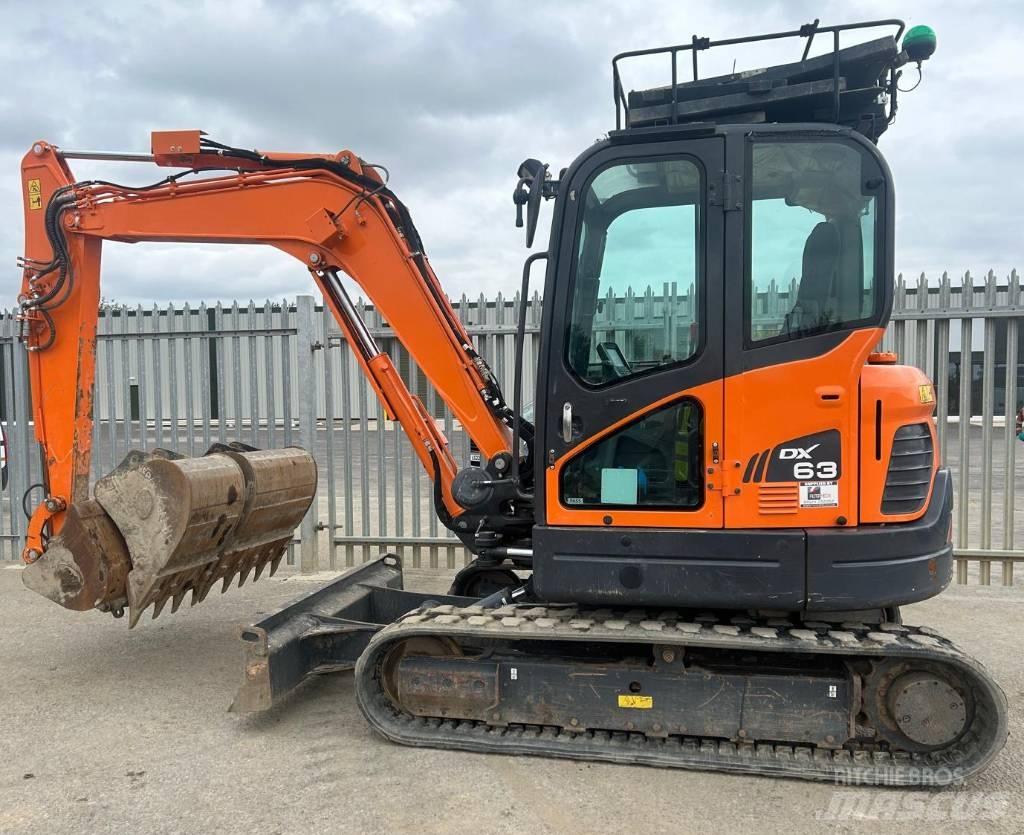 Doosan DX 63-3 Telakaivukoneet