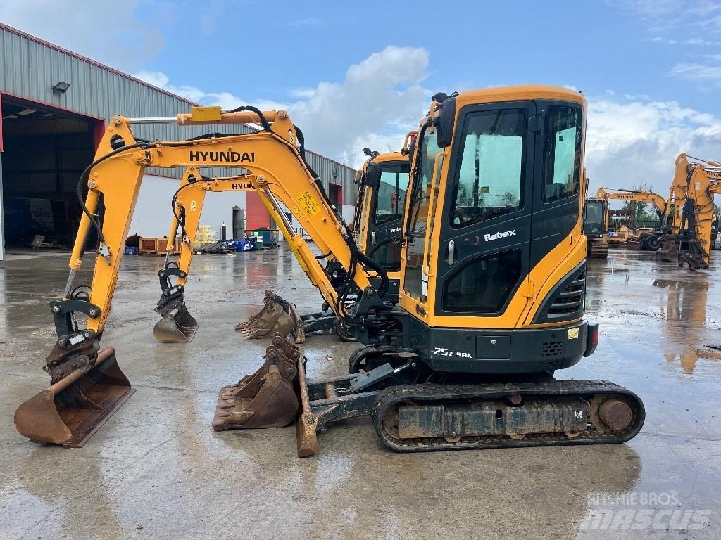 Hyundai R25Z-9 AK Minikaivukoneet < 7t
