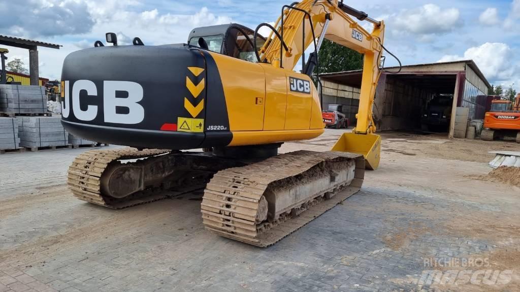 JCB JS 220 LC Telakaivukoneet