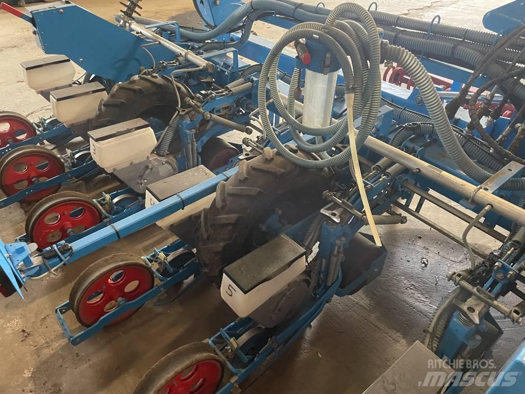 Monosem MS-12R Tarkkuuskylvökoneet