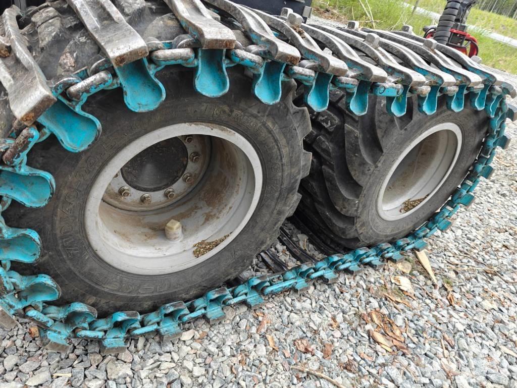 Komatsu 901 XC Harvesterit