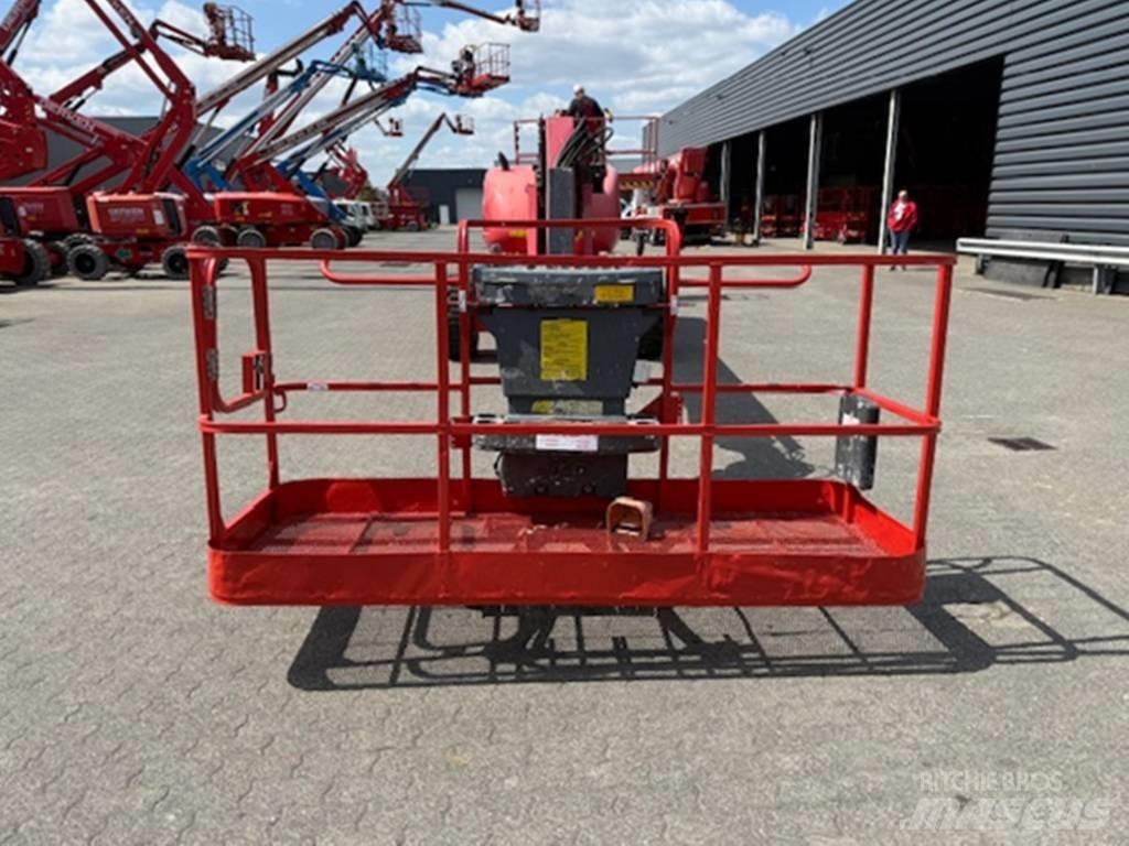 JLG 660 SJ Teleskooppipuominostimet