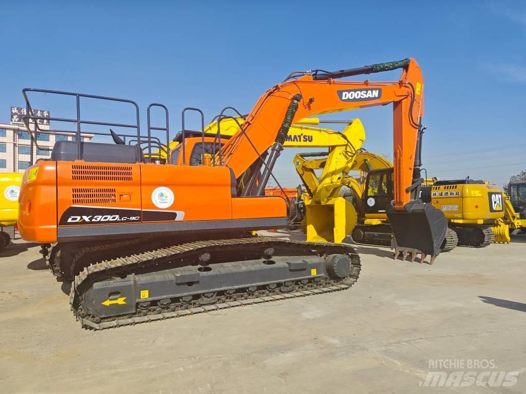 Doosan DX 300 Telakaivukoneet