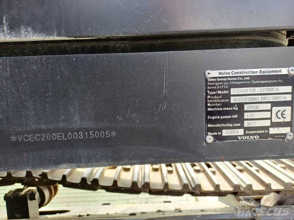 Volvo EC200E NL Telakaivukoneet