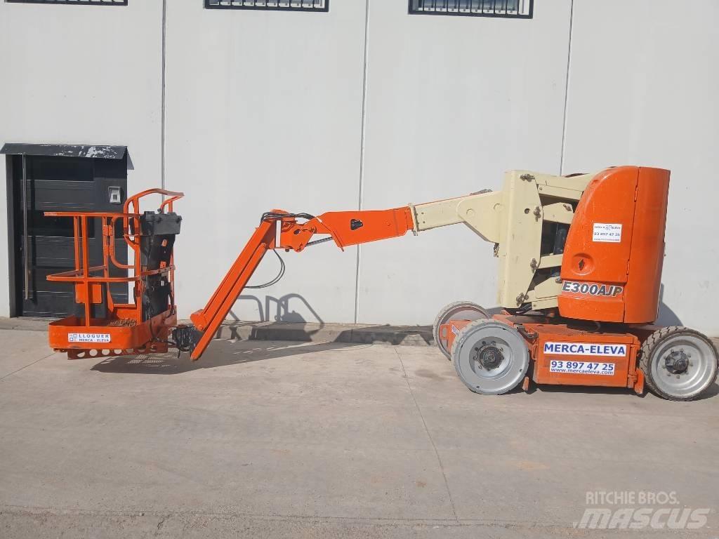 JLG E 300 AJ Kuukulkijat