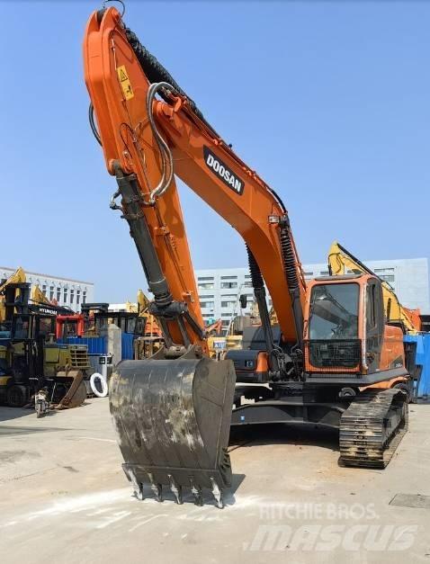 Doosan DX300 Telakaivukoneet