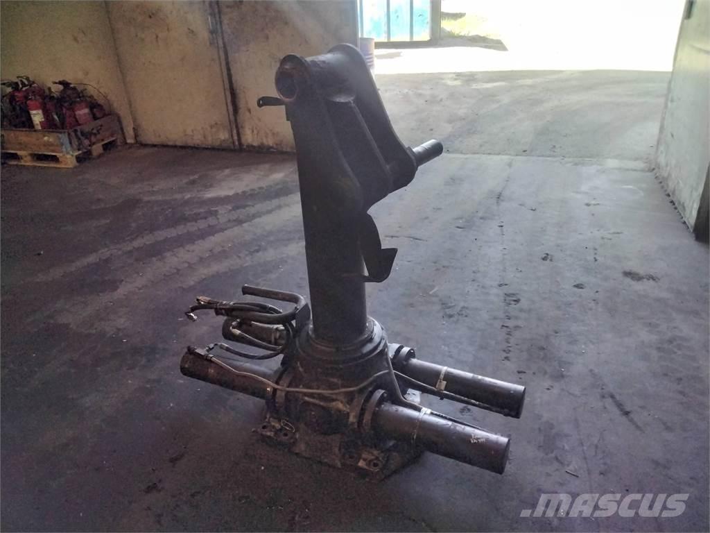 FMG Ösa 374 Harvesterinosturit