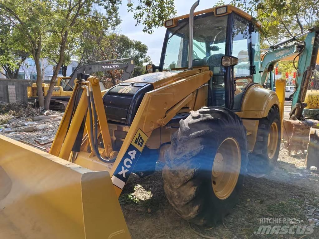 JCB 4 CX Kaivurikuormaajat
